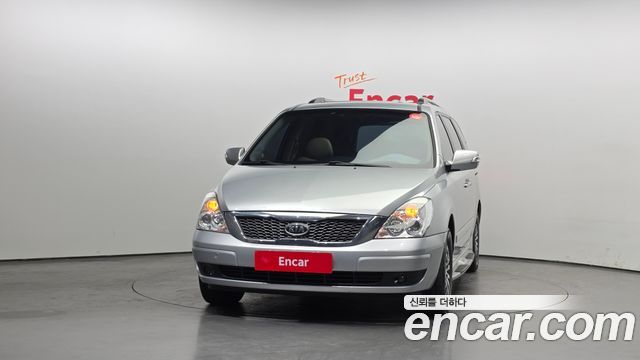 Kia Canival 2010 — photo 3