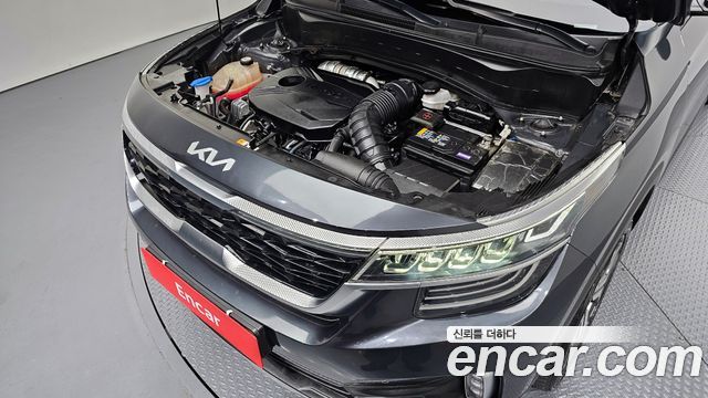 Kia Seltos 2023 — photo 6