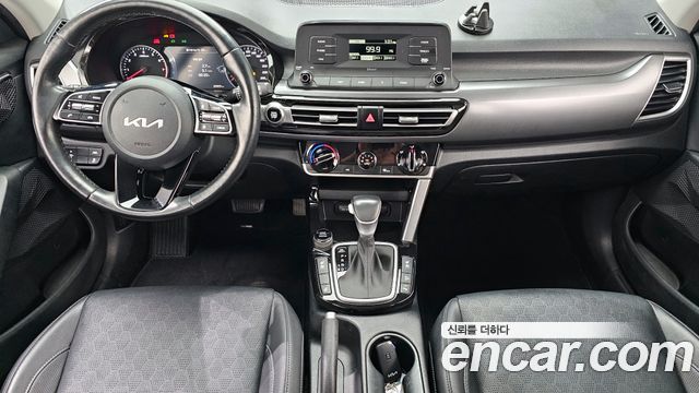 Kia Seltos 2023 — photo 7