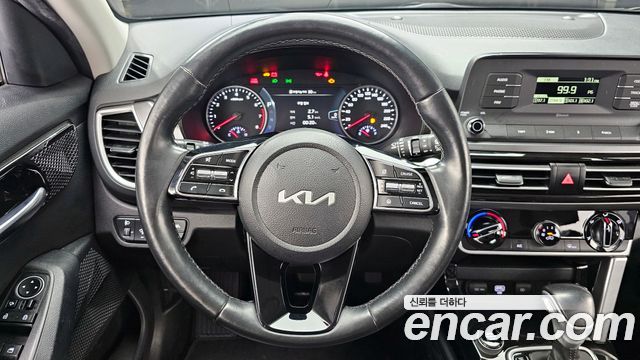 Kia Seltos 2023 — photo 14