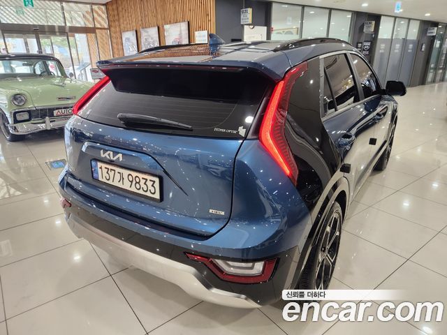 Kia Niro 2022 — photo 2