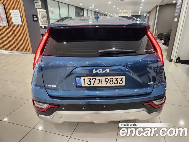 Kia Niro 2022 — photo 4