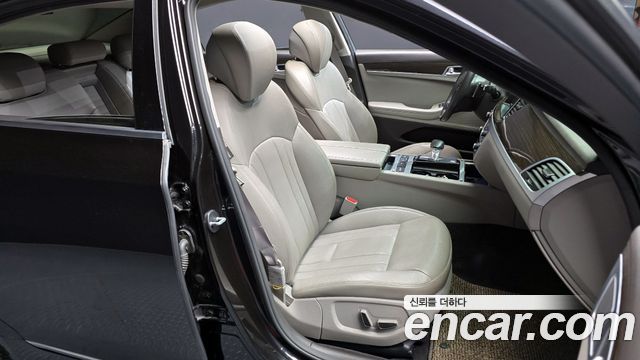 Genesis G80 2017 — photo 18
