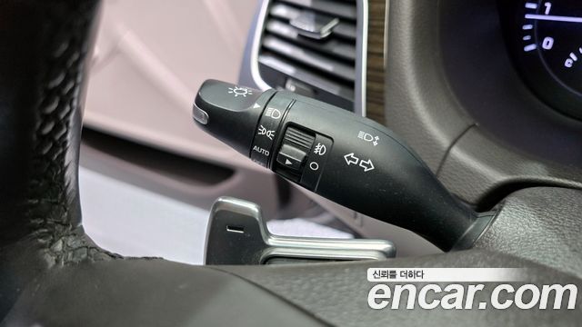 Genesis G80 2017 — photo 30