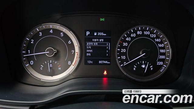 Hyundai Venue 2020 — photo 11