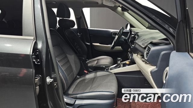 Hyundai Venue 2020 — photo 13