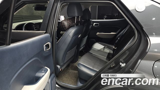 Hyundai Venue 2020 — photo 18