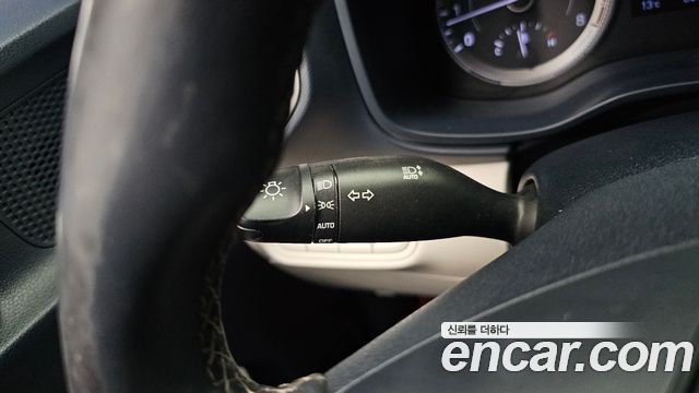Hyundai Venue 2020 — photo 25