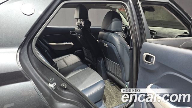 Hyundai Venue 2020 — photo 16