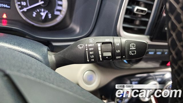 Hyundai Venue 2020 — photo 28