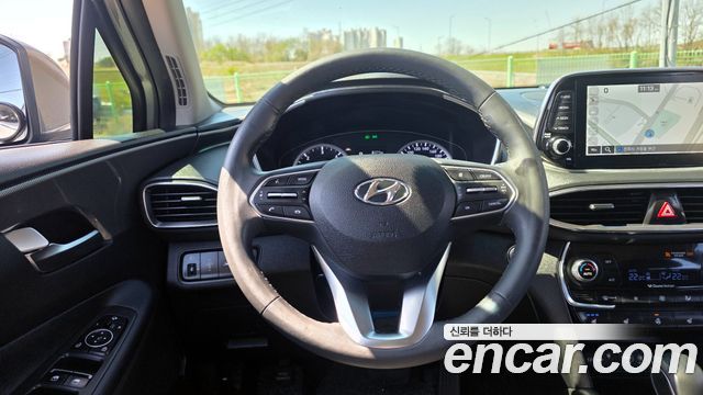 Hyundai Santafe 2019 — photo 13
