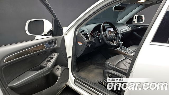 Audi Q5 2016 — photo 10