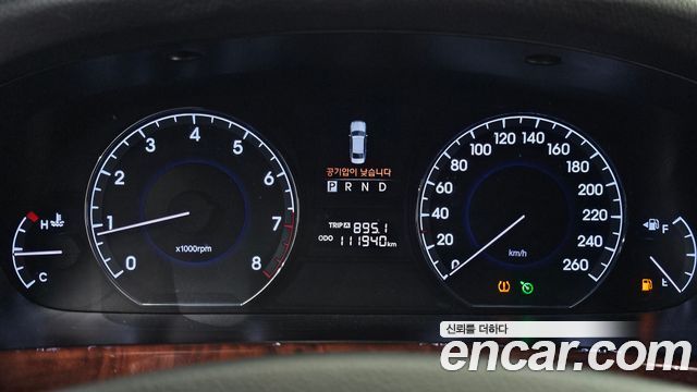 Hyundai Equus 2010 — photo 8