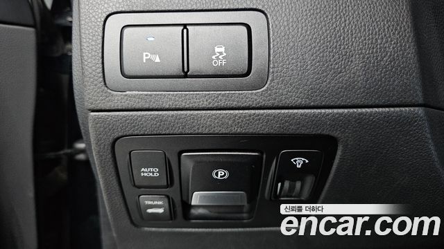 Hyundai Equus 2010 — photo 13
