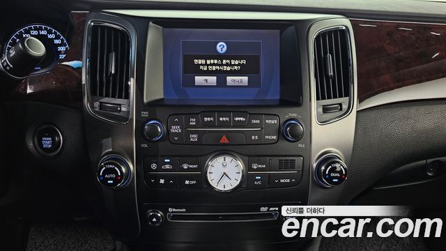 Hyundai Equus 2010 — photo 17