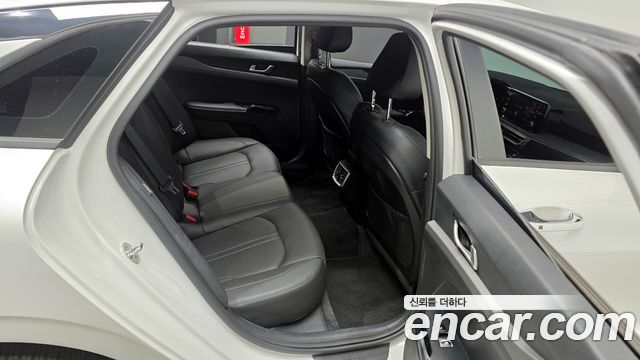 Kia K5 2020 — photo 17