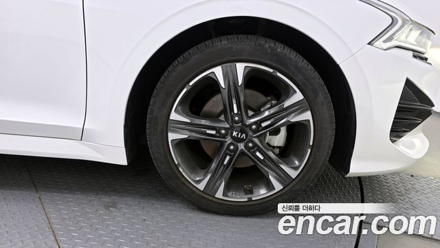 Kia K5 2020 — photo 7