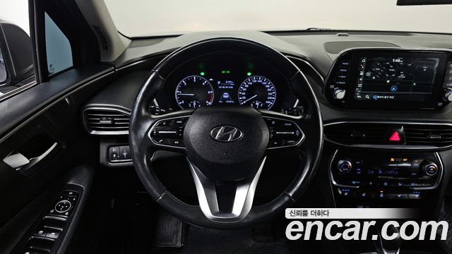Hyundai Santafe 2019 — photo 18