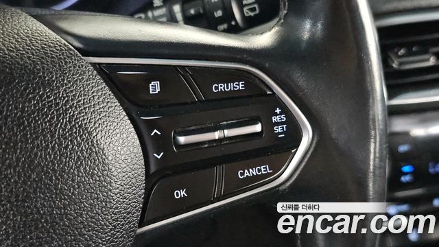 Hyundai Santafe 2019 — photo 19