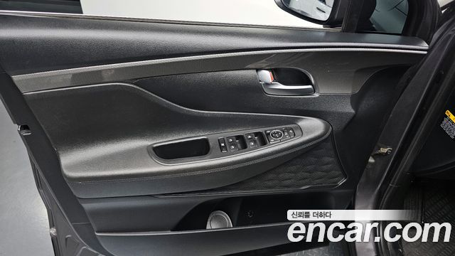 Hyundai Santafe 2019 — photo 14