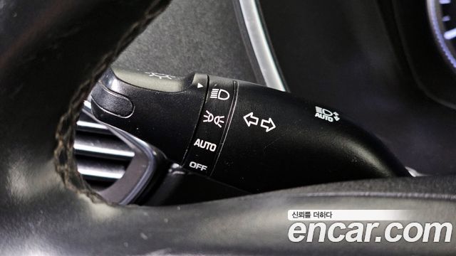 Hyundai Santafe 2019 — photo 28