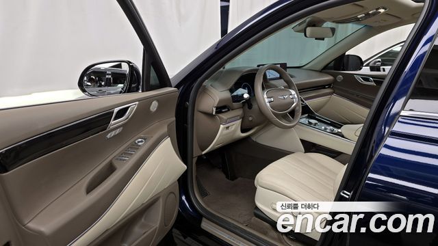 Genesis GV80 2023 — photo 13