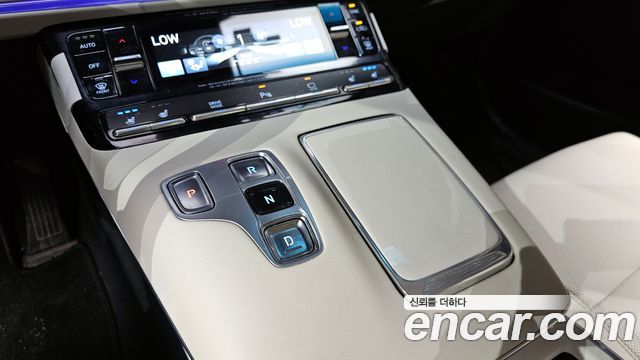 Hyundai Grandeur 2022 — photo 9