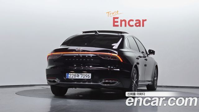 Hyundai Grandeur 2023 — photo 4