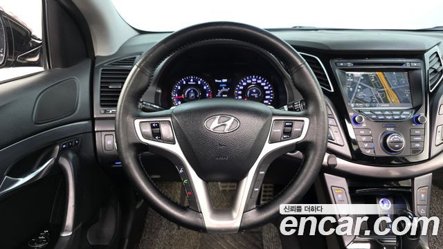 Hyundai i40 2013 — photo 12