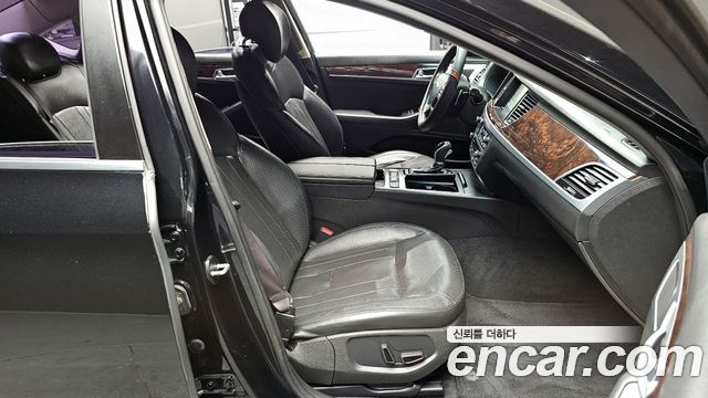 Hyundai Genesis 2016 — photo 11