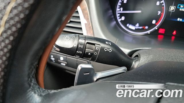 Hyundai Genesis 2016 — photo 17