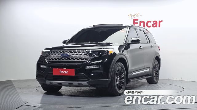 Ford Explorer 2021 — photo 1