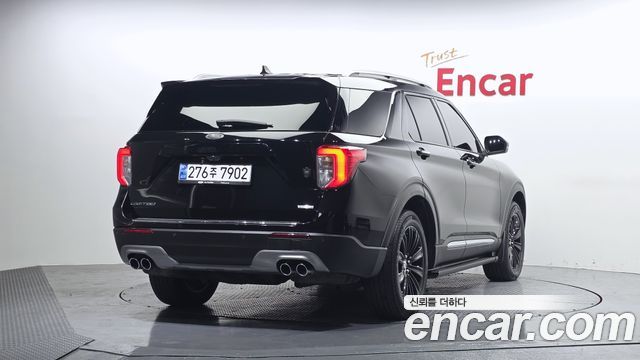 Ford Explorer 2021 — photo 2