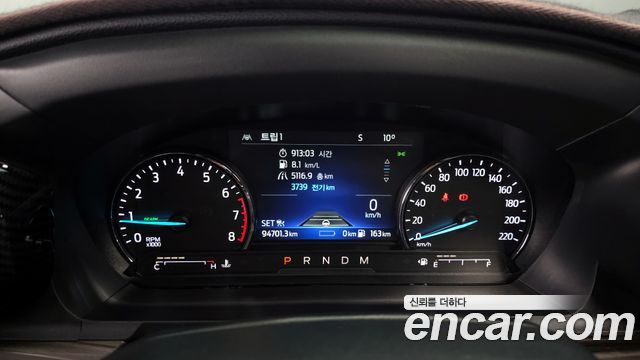 Ford Explorer 2021 — photo 11