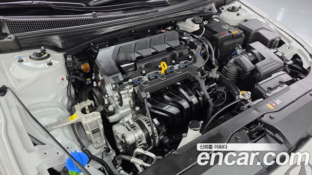 Hyundai AVANTE 2025 — photo 6