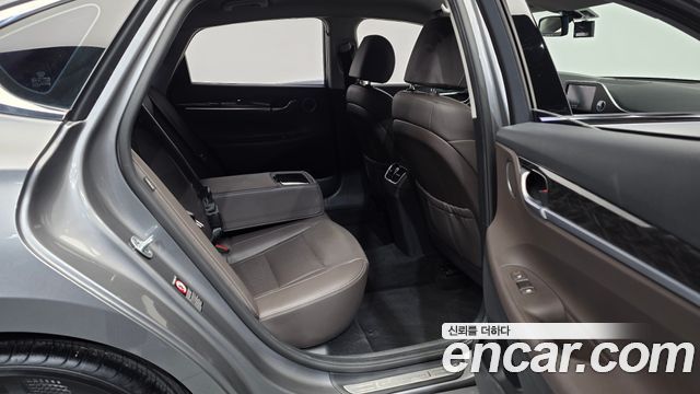 Hyundai Grandeur 2017 — photo 12