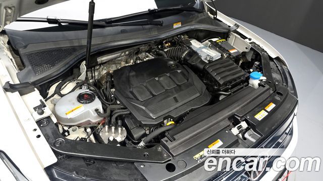 Volkswagen Tiguan 2021 — photo 6