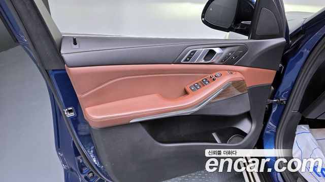 BMW X5 2020 — photo 14