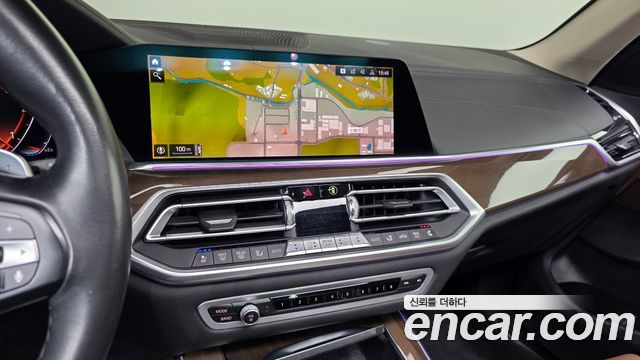 BMW X5 2020 — photo 29