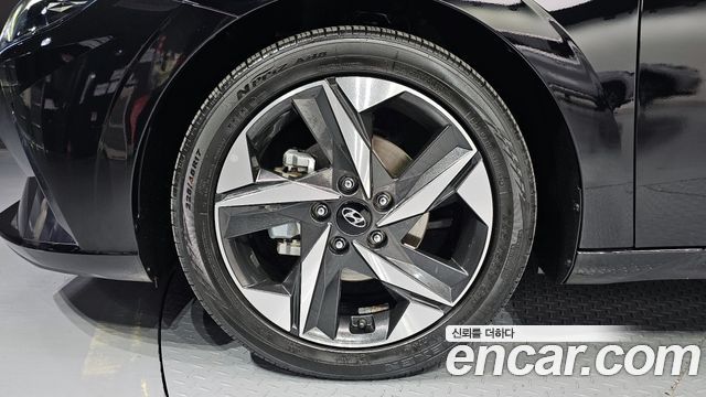 Hyundai AVANTE 2021 — photo 5