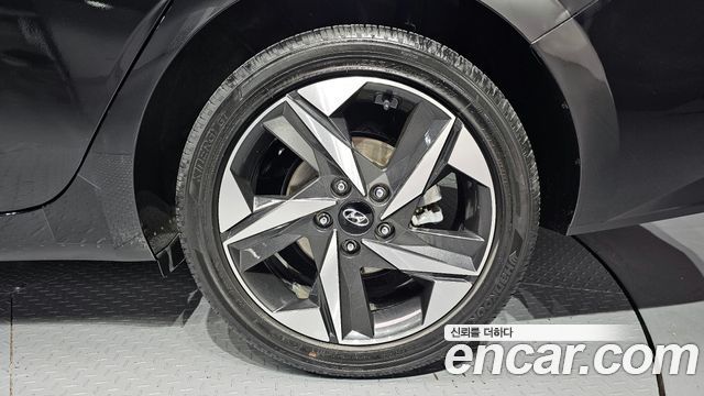 Hyundai AVANTE 2021 — photo 7