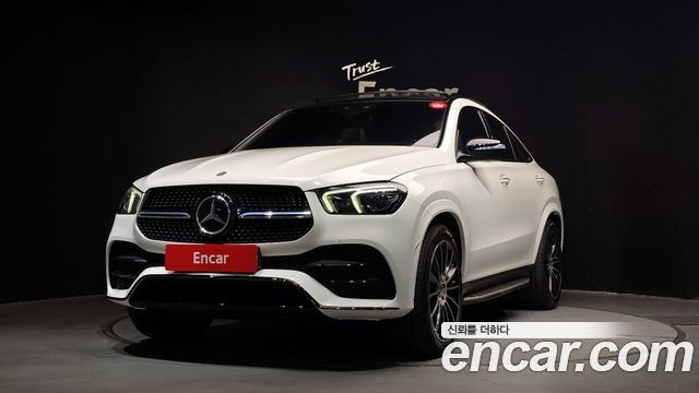 Mercedes-Benz GLE-Class 2022 — photo 1