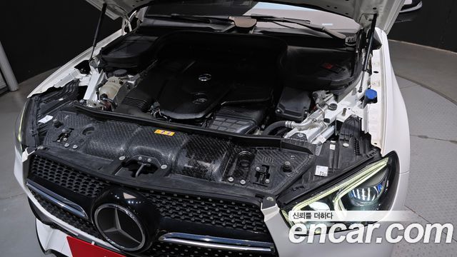 Mercedes-Benz GLE-Class 2022 — photo 6