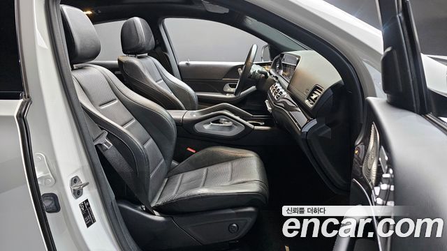 Mercedes-Benz GLE-Class 2022 — photo 17