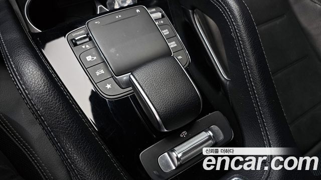 Mercedes-Benz GLE-Class 2022 — photo 23