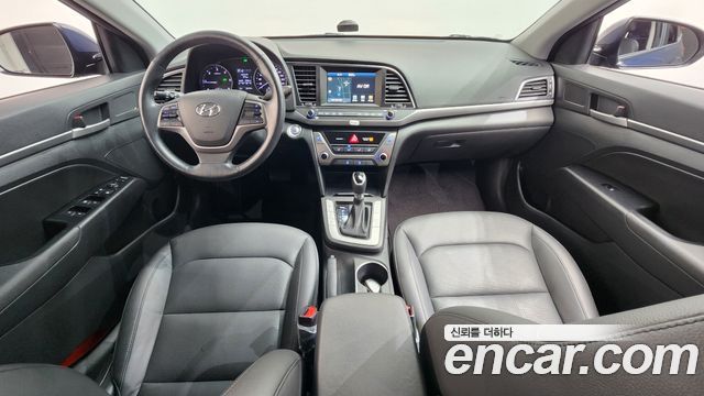 Hyundai AVANTE 2016 — photo 7