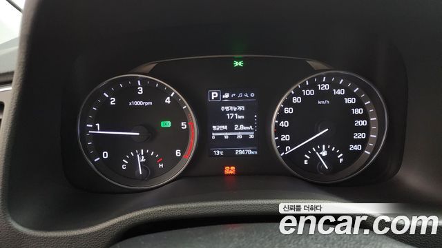 Hyundai AVANTE 2016 — photo 8