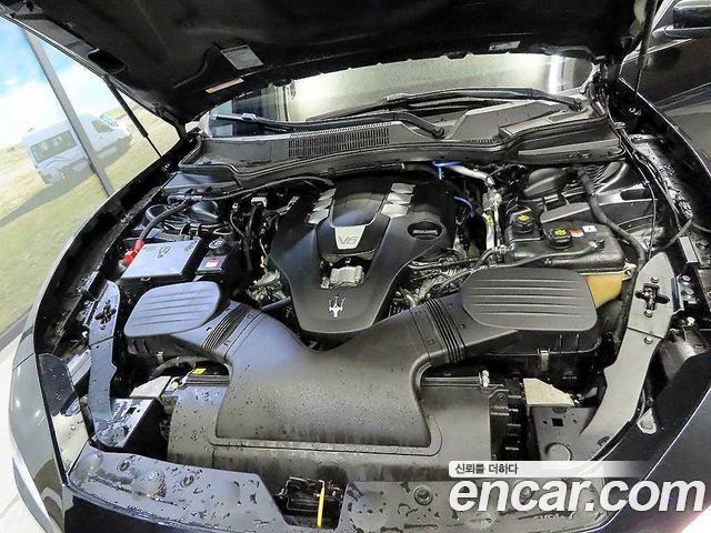 Maserati Ghibli 2016 — photo 19