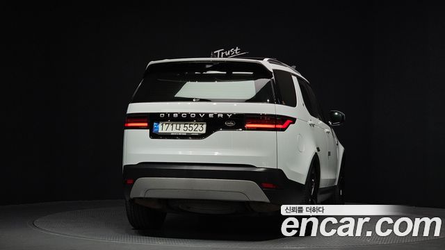 Land Rover Discovery 2022 — photo 4