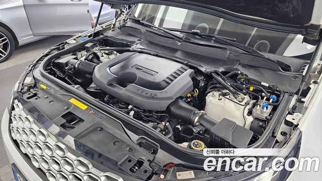 Land Rover Discovery 2022 — photo 6